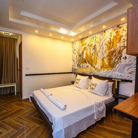 Hotel Legjenda Shkoder Luaran gambar