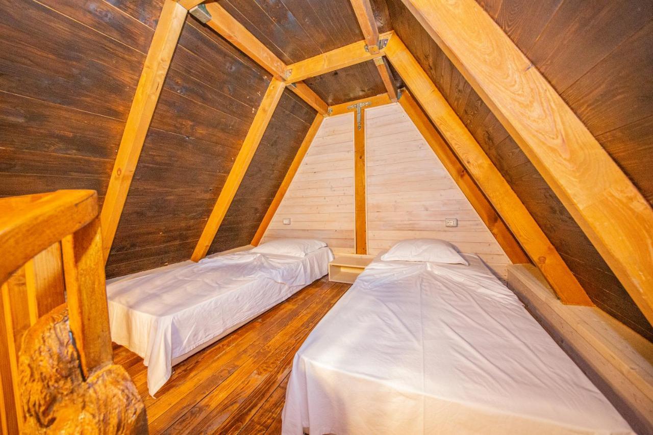 Hotel Legjenda Shkoder Luaran gambar