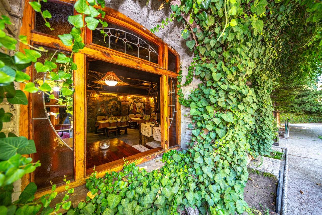 Hotel Legjenda Shkoder Luaran gambar