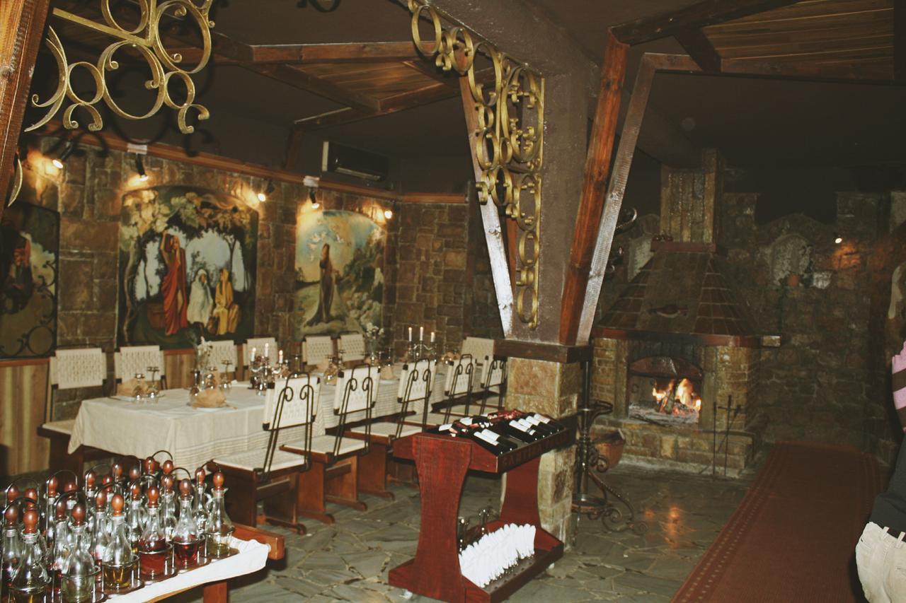 Hotel Legjenda Shkoder Luaran gambar